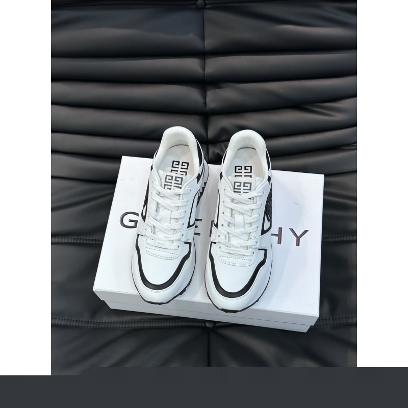 Givenchy Sneakers